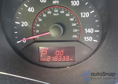 2011 Kia Sorento Lx z USA, uszkodzony, nr VIN 5XYKT3A12BG093674